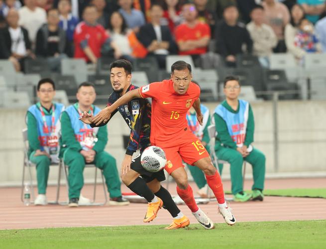 中国对韩国足球比赛现场直播